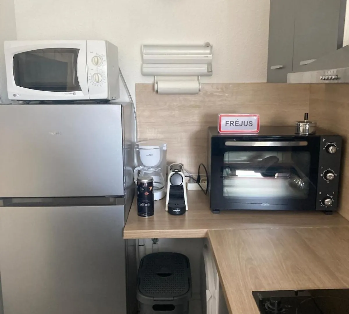 Appartement Dans Villa A 600M De La Plage Frejus Apartment