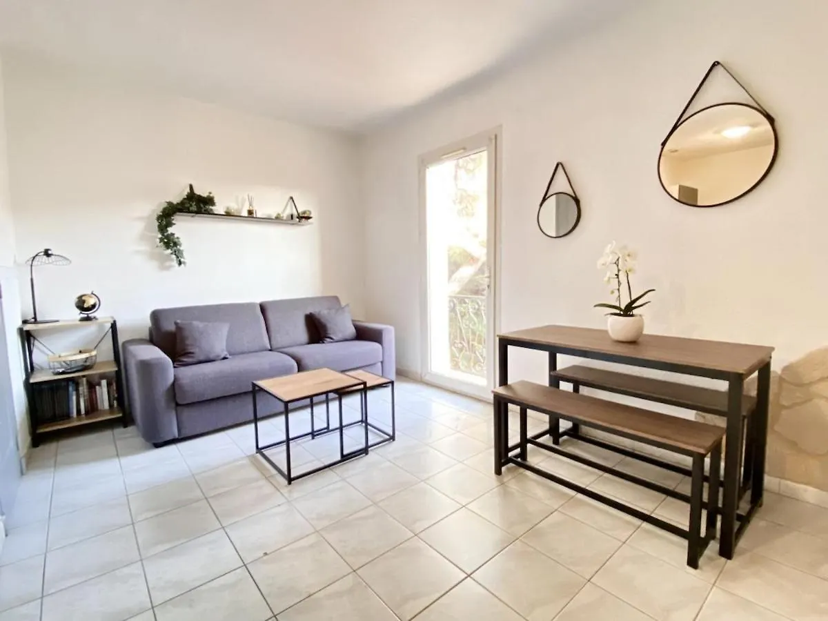 Appartement Dans Villa A 600M De La Plage Frejus