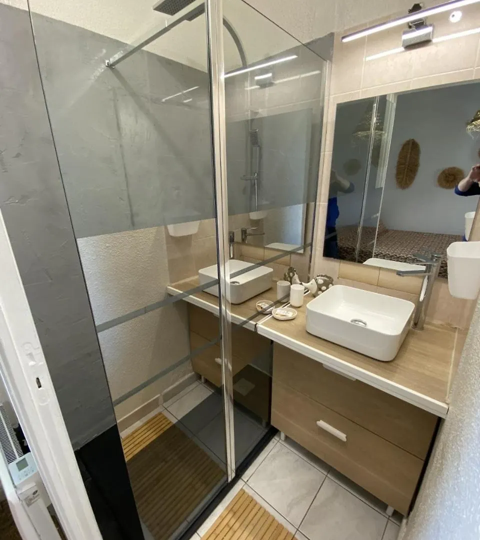 Appartement Dans Villa A 600M De La Plage Frejus 0*,